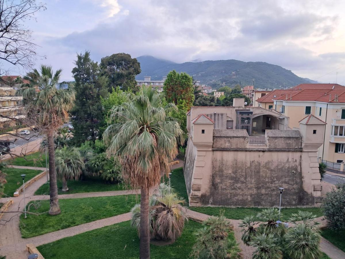 Casa Di Andrea Apartment Albenga Bagian luar foto